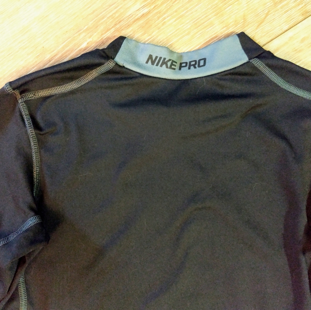 Nike Pro Dri-Fit Compression Shirt - Picture 5 of 5